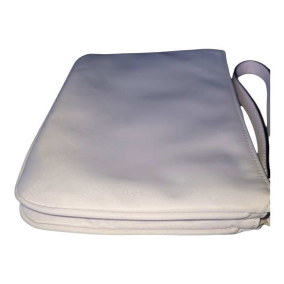 Kate Spade NY Chelsea Nylon Lilac Moon Wristlet Bag Pouch - Picture 4 of 8